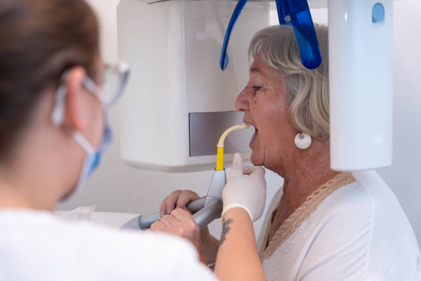 Best Walk-In Emergency Dentist in Marengo, IA